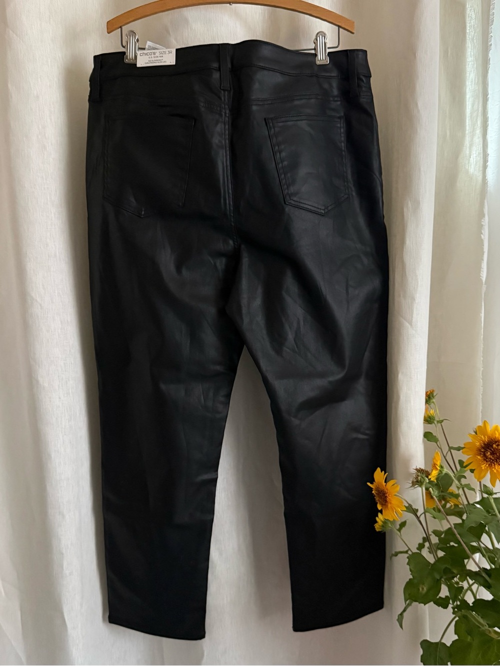 NWT Chico’s So Slimming Girlfriend Slim Leg Pants 3R 16 Black Faux Leather Look - Picture 9 of 12